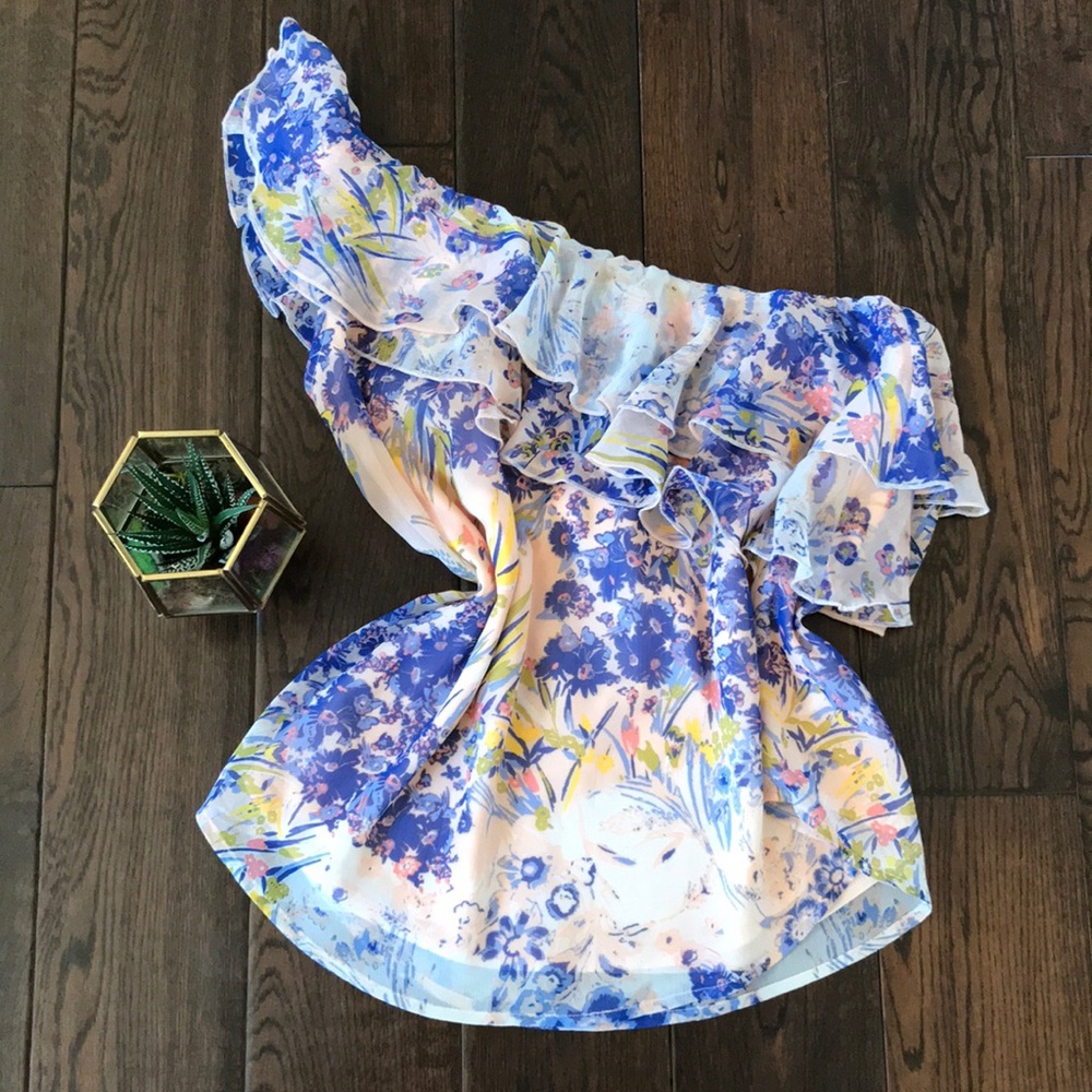 Leith Nordstrom floral one shoulder top size M